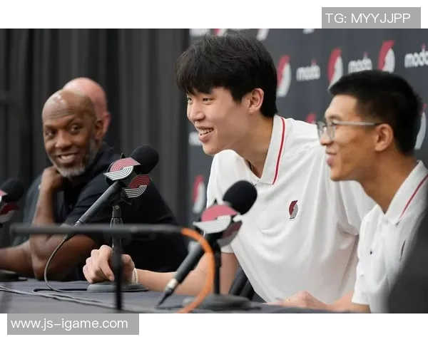 夏联首秀表现不俗砍8分小丁已迅速适应比赛节奏,展现未来可期的无限潜力